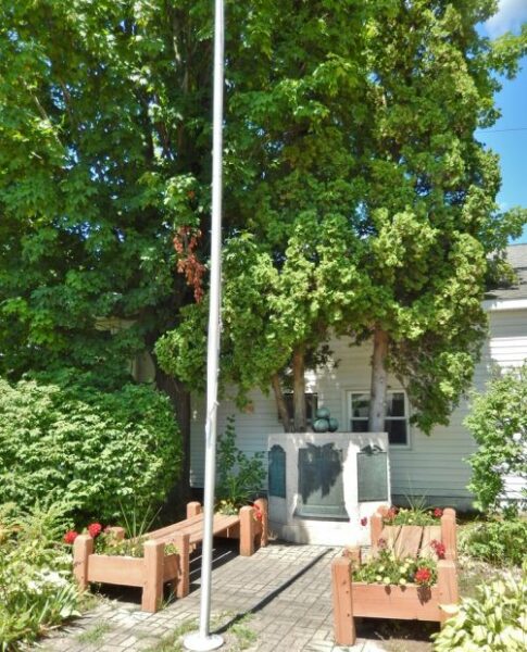 TOWN OF NORTHAMPTON FOUR WARS MEMORIAL