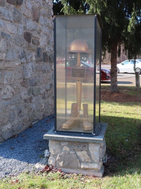 JAMES J. LYNCH III WAR MEMORIAL BATTLEFIELD CROSS