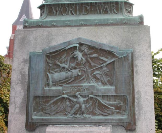 MARLBOROUGH LEST WE FORGET MEMORIAL PLAQUE C