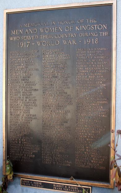 KINGSTON WORLD WAR MEMORIAL PLAQUE