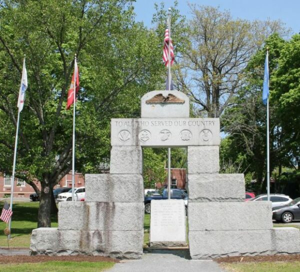 IPSWICH WAR MEMORIAL