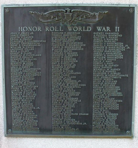 HOLDEN WORLD WAR II MEMORIAL PLAQUE B