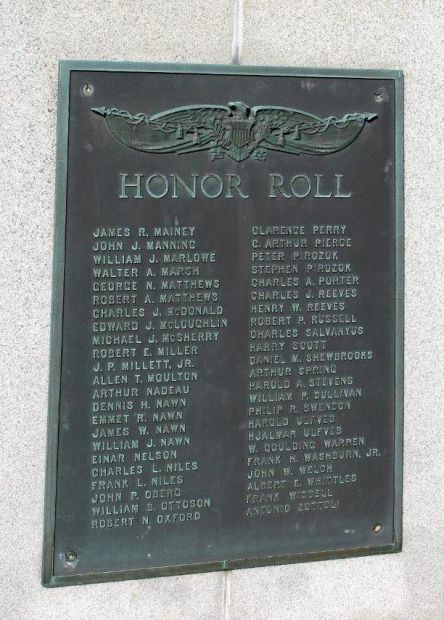 TOWN OF HOLDEN WORLD WAR MEMORIAL PLAQUE D