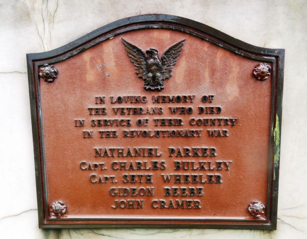 MIDDLE GRANVILLE REVOLUTIONARY WAR MEMORIAL PLAQUE