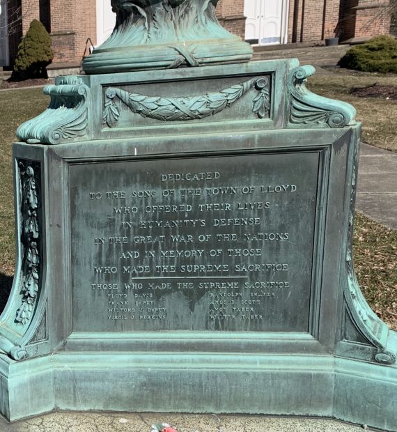 LLOYD WORLD WAR I MEMORIAL ORNATE FLAGSTAFF BASE HONOR ROLL