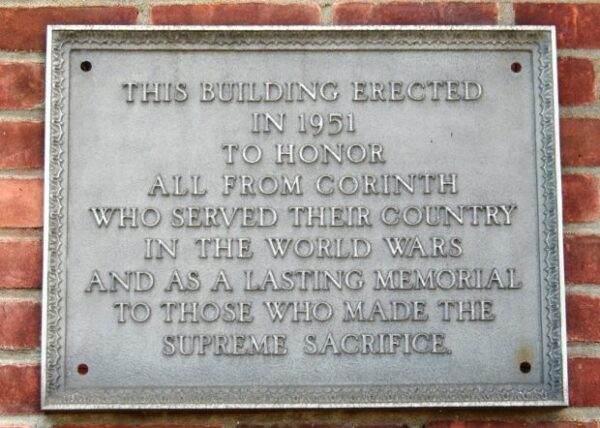CORINTH WORLD WARS MEMORIAL BUILDING PLAQUE