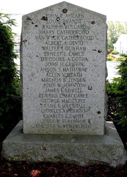 PAXTON WORLD WAR MEMORIAL BACK