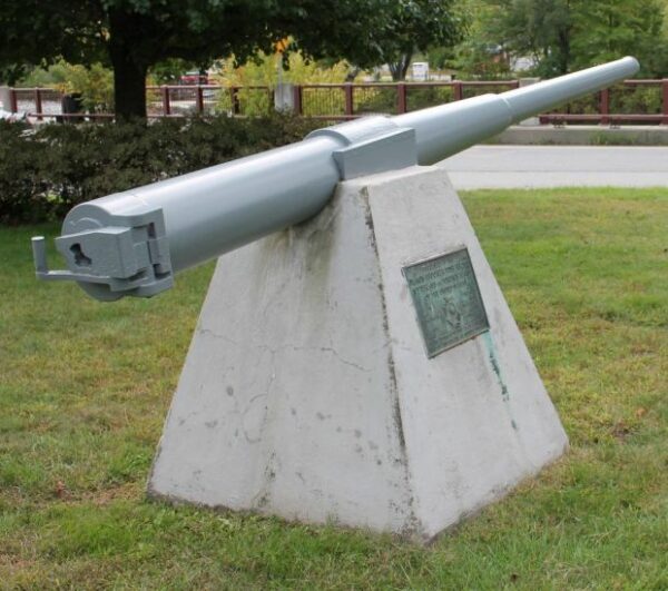 DAMON-SPOONER POST NO. 2195 MEMORIAL CANNON