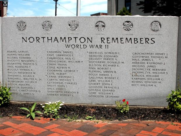 NORTHAMPTON REMEMBERS SIDE A STONE B