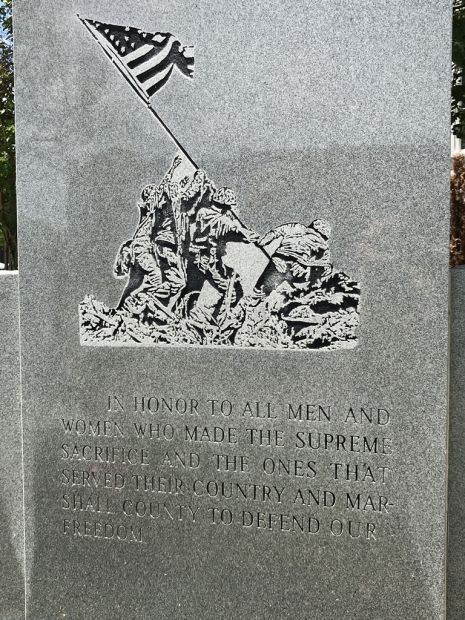 MARSHALL COUNTY WAR VETERANS MEMORIAL STONE E