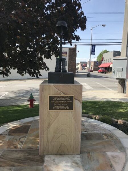CROSSVILLE WAR MEMORIAL BATTLEFIELD CROSS