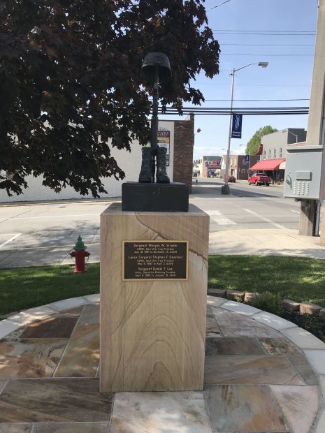 CROSSVILLE WAR MEMORIAL BATTLEFIELD CROSS