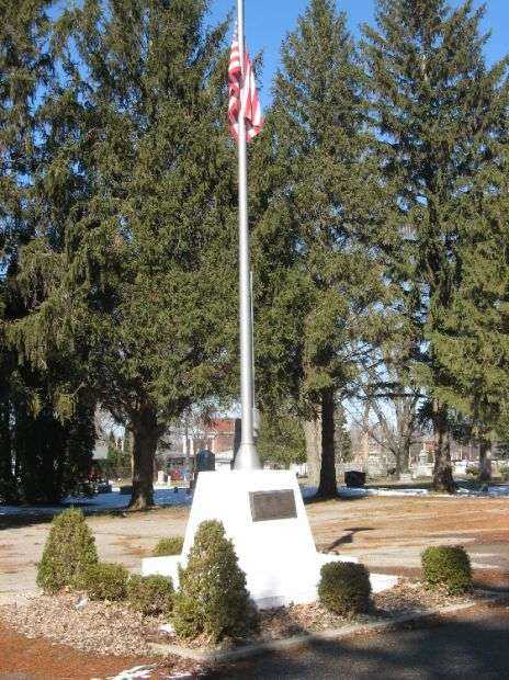 WATERLOO CEMETERY CIVIL WAR MEMORIAL FLAGPOLE