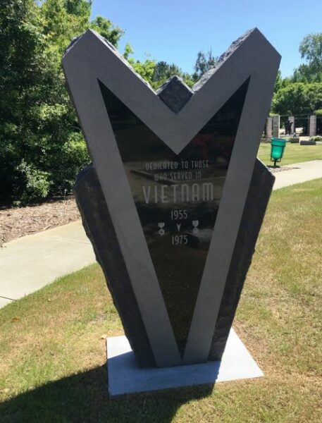 FLORENCE VIETNAM VETERANS MEMORIAL FRONT