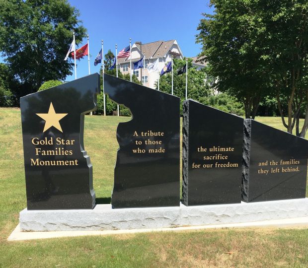 FLORENCE GOLD STAR FAMILIES MONUMENT FRONT