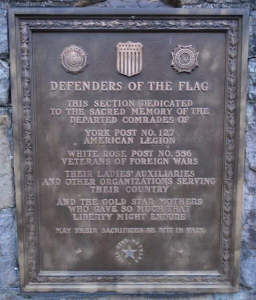 DEFENDERS OF THE FLAG WAR MEMORIAL PLAQUE