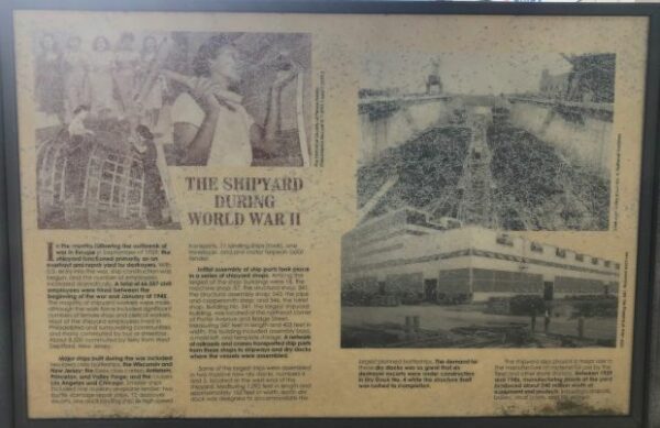THE SHIPYARD DURING WORLD WAR II MEMORIAL PANEL
