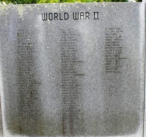 TRURO VETERANS MEMORIAL STONE C