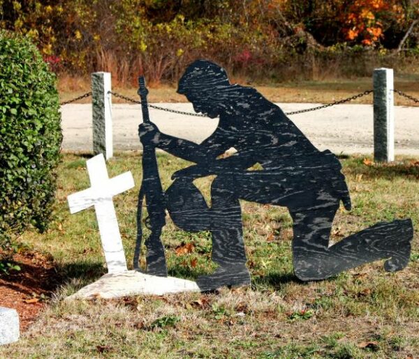 TOWNSEND WAR MEMORIAL SILHOUETTE