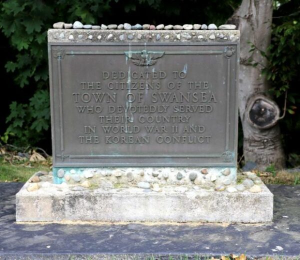 TOWN OF SWANSEA WORLD WAR II AND KOREAN CONFLICT MEMORIAL