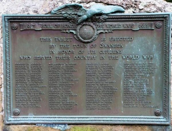 TOWN OF SWANSEA WORLD WAR MEMORIAL PLAQUE