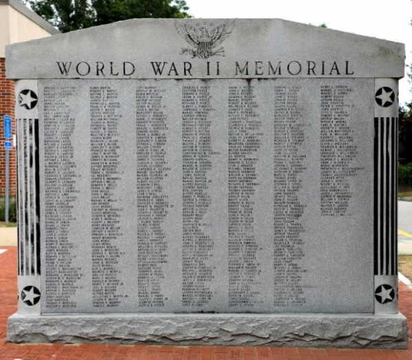 SOMERSET WORLD WAR II MEMORIAL BACK