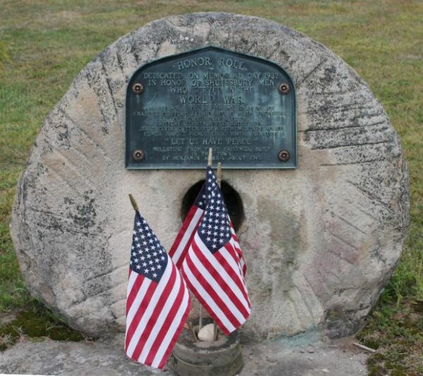 SHUTESBURY WORLD WAR MEMORIAL