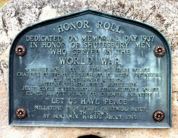 SHUTESBURY WORLD WAR MEMORIAL PLAQUE