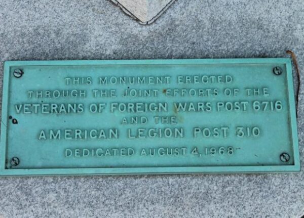 RUTLAND, MA WAR VETERANS MEMORIAL PLAQUE A