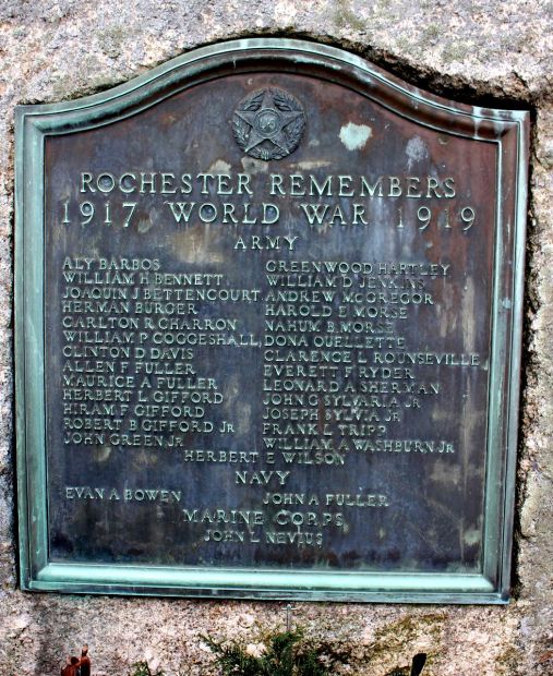 ROCHESTER WORLD WAR MEMORIAL PLAQUE