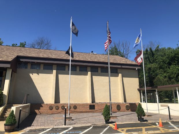 DEDICATED TO THE AMERICAN VETERAN MEMORIAL