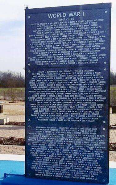 RED RIVER VALLEY VETERANS MEMORIAL STONE L