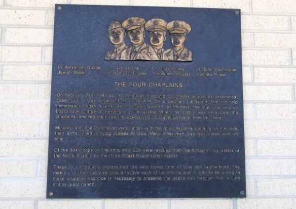 PORT ARTHUR THE FOUR CHAPLAINS WAR MEMORIAL PLAQUE