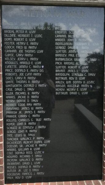 WHITE COUNTY VETERANS MEMORIAL PARK PLAQUE N