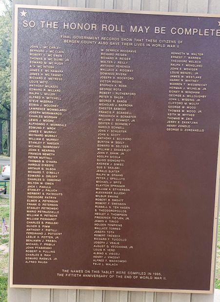 BERGEN COUNTY WORLD WAR II MEMORIAL PLAQUE B