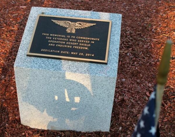 WEST BOYLSTON OPERATION DESERT SHIELD AND ENDURING FREEDOM MEMORIAL