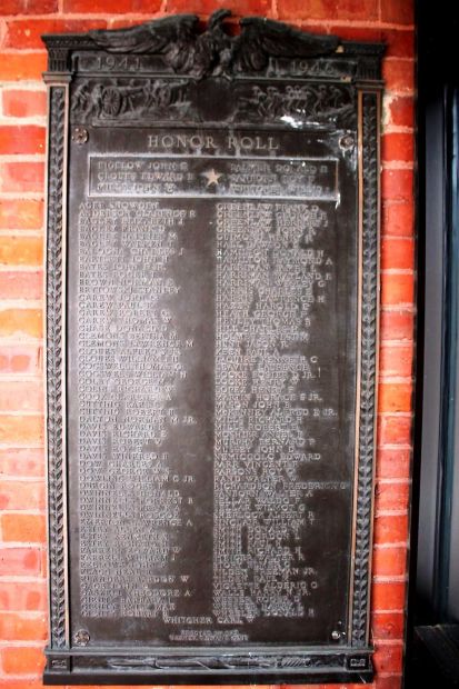 WARNER WORLD WAR II MEMORIAL PLAQUE