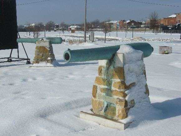 JAMES CANNON CIVIL WAR MEMORIAL CANNON