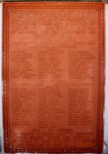 MADISON, N.H. WAR VETERANS MEMORIAL PLAQUE D