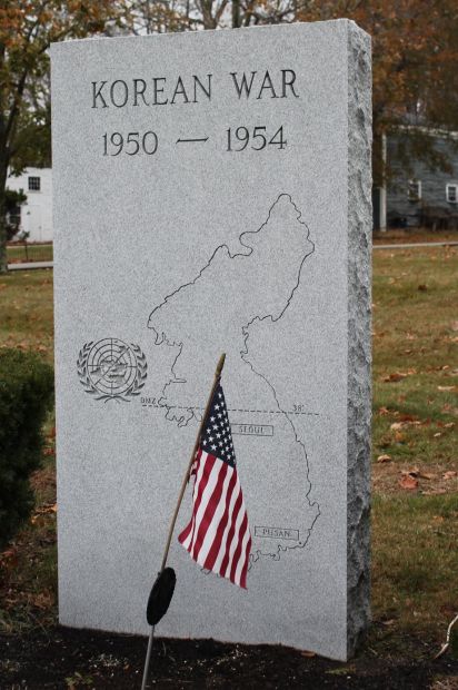 HAMPSTEAD KOREAN WAR MEMORIAL FRONT