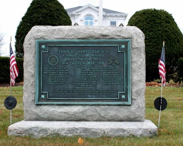 TOWN OF HAMPSTEAD WORLD WAR MEMORIAL