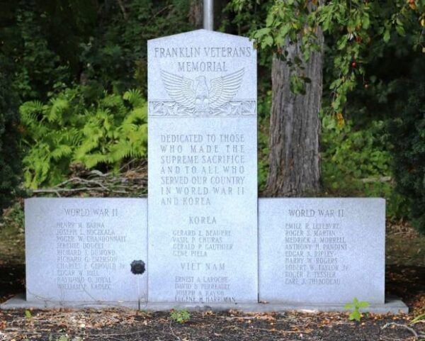 FRANKLIN VETEANS SUPREME SACRIFICE MEMORIAL