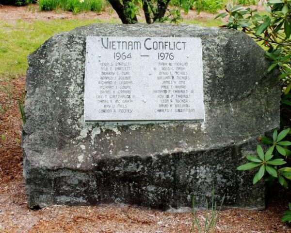 DUNBARTON VIETNAM CONFLICT MEMORIAL