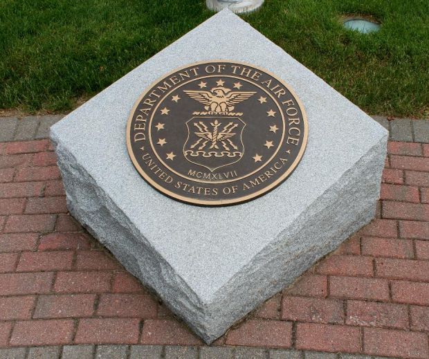 NEW HAMPSHIRE DEPARTMENT OF THE AIR FORCE MEMORIAL MEDALLION