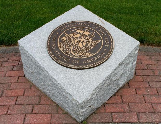 NEW HAMPSHIRE DEPARTMENT OF THE NAVY MEMORIAL MEDALLION