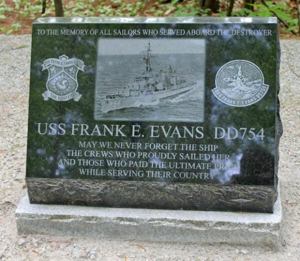 USS FRANK E. EVANS DD754 WAR MEMORIAL