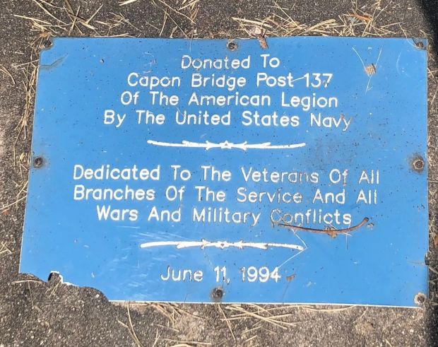UNITED STATES NAVY RECRUITING AIDS FACILITY MEMORIAL PLAQUE