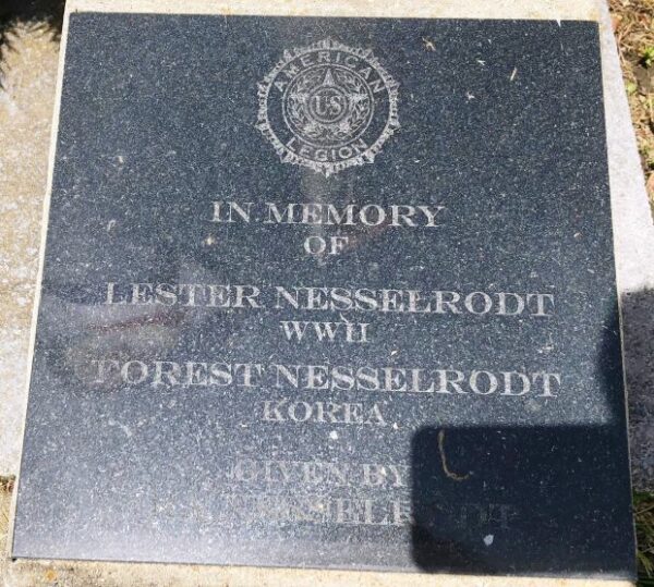 IN MEMORY OF LESTER NESSELRODT AND FOREST NESSELRODT MEMORIAL PLAQUE