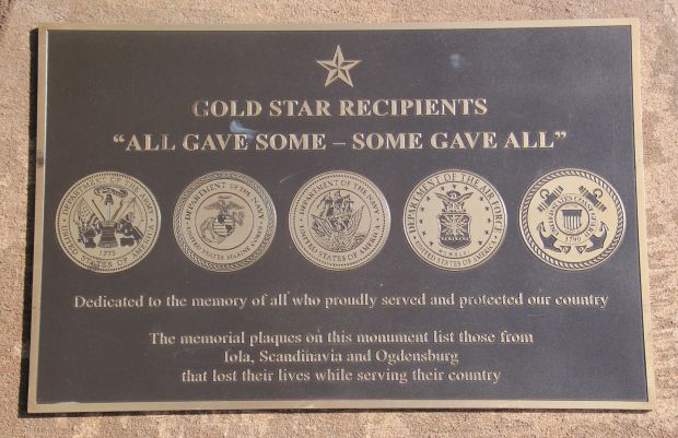 IOLA GOLD STAR RECIPIENTS MEMORIAL PLAQUE A