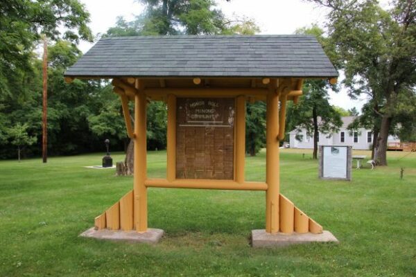 MINONG COMMUNITY HONOR ROLL MEMORIAL
